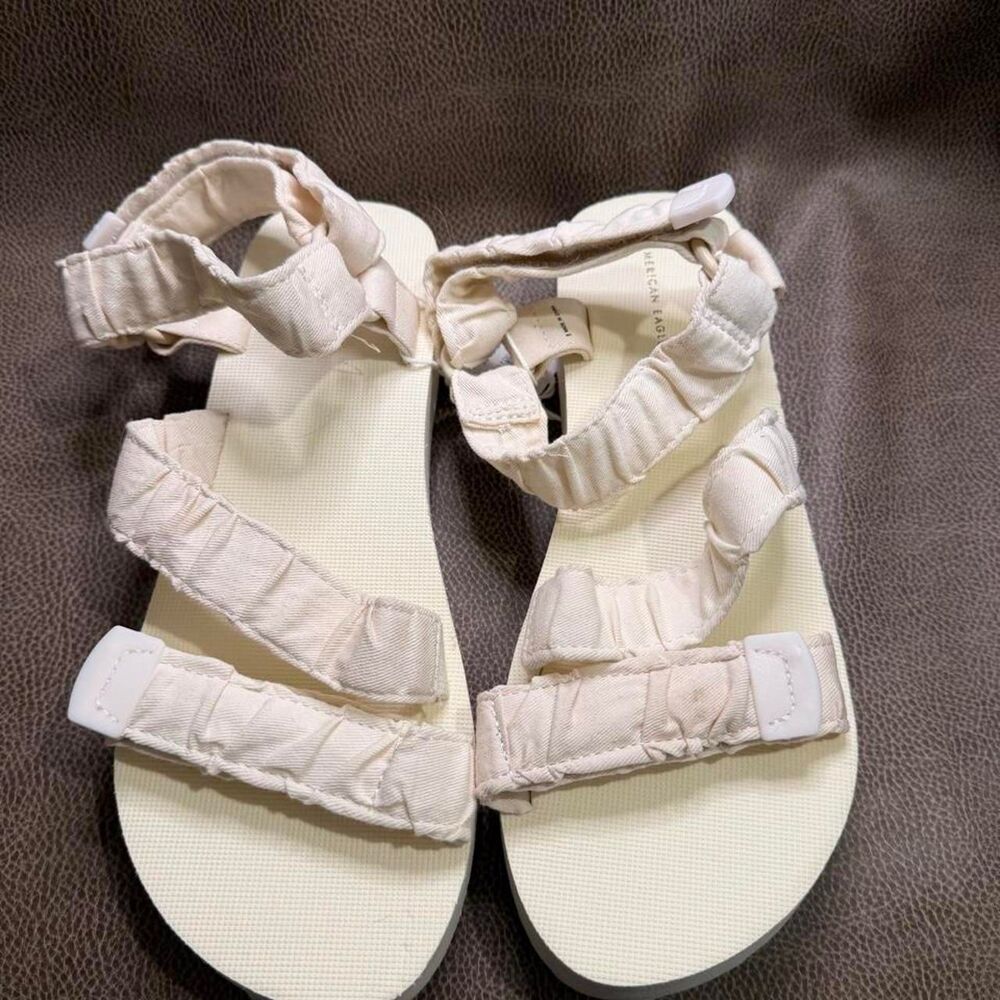 American Eagle Cream ruffle sandals
